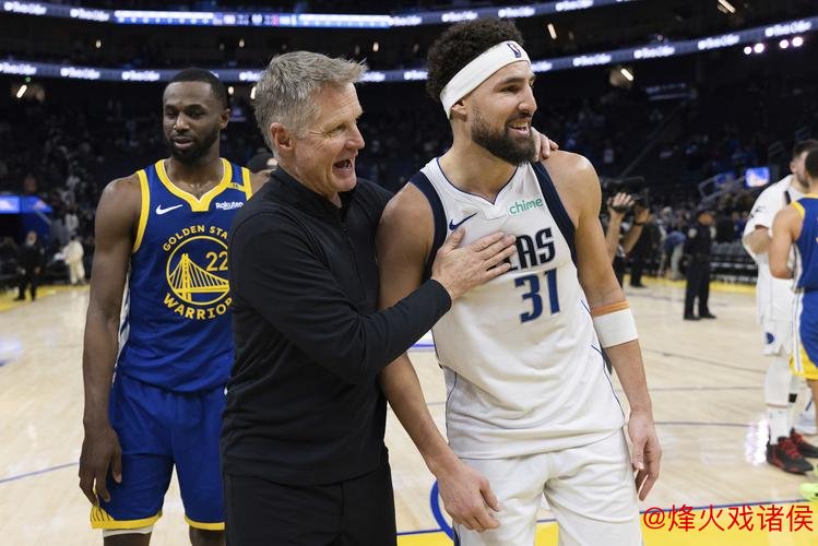 希尔德7记三分狂揽27分,库里贡献20分,勇士41分大胜爵士 希尔德7记三分狂揽27分,库里贡献20分,勇士41分大胜爵士