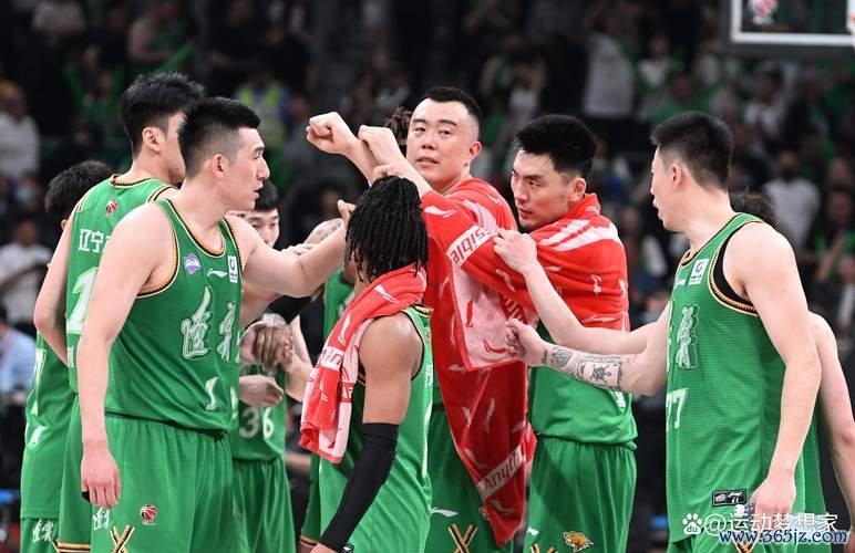 辽篮四冠超首钢升至第三，<a href=