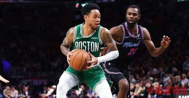 西蒙斯7记三分轰赛季新高39分 凯尔特人19分逆转热火 西蒙斯7记三分轰赛季新高39分 凯尔特人19分逆转热火