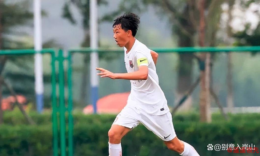 要签U23主力中卫？曝国安接触彭啸，曾表示只会效力北京国安